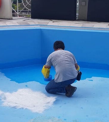 swimming pool maintenance